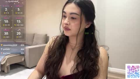 Snapshot of coffee_wihtout_milk chatting on June 2, 2026, 2:02 am Yumi online show from June 2, 2026, 2:02 am