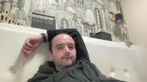 colambus83 online show from March 6, 2026, 7:43 pm