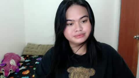 Snapshot of colbie4u chatting on June 14, 2026, 11:40 pm colbie4u online show from June 14, 2026, 11:40 pm