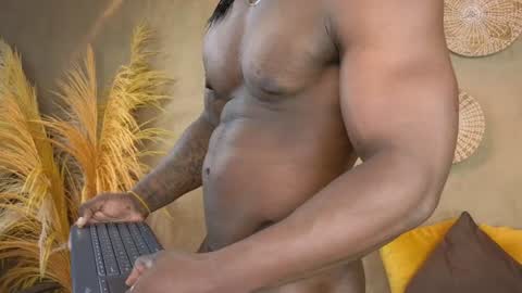 Snapshot of colethunder chatting on January 8, 2025, 6:41 pm ColeThunder online show from January 8, 2025, 6:41 pm