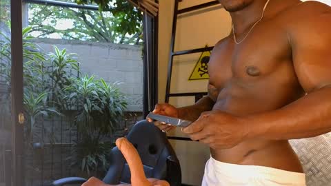 Snapshot of colethunder chatting on January 12, 2025, 10:54 pm ColeThunder online show from January 12, 2025, 10:54 pm