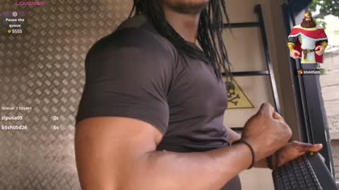 Snapshot of colethunder chatting on January 27, 2025, 7:35 pm ColeThunder online show from January 27, 2025, 7:35 pm