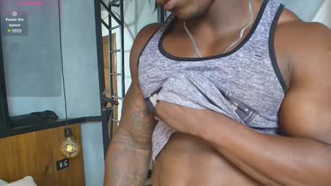 Snapshot of colethunder chatting on February 19, 2025, 1:51 am ColeThunder online show from February 19, 2025, 1:51 am