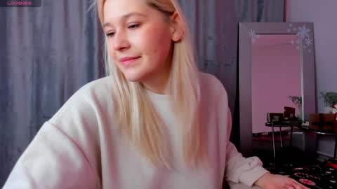 Collen Mon Tue Wed Thu Fri GMT 3 0300am - 0900am  online show from December 30, 2024, 12:54 am