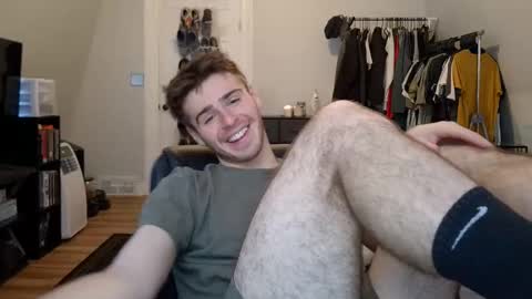Snapshot of college_dad_bod chatting on May 4, 2026, 8:27 pm Jay Jacobs online show from May 4, 2026, 8:27 pm