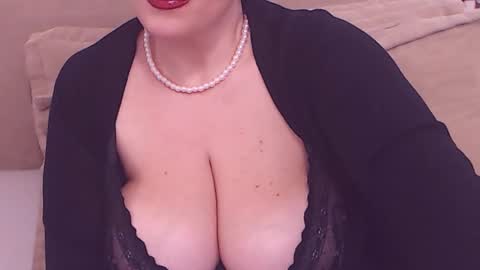 Maddison online show from February 6, 2025, 10:26 am