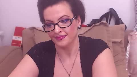 Maddison online show from March 2, 2025, 4:39 am