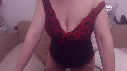 Snapshot of college_dream_bbw chatting on June 18, 2026, 9:36 am Maddison online show from June 18, 2026, 9:36 am