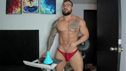 Snapshot of college_muscle_ass chatting on December 24, 2024, 6:39 pm college_muscle_ass online show from December 24, 2024, 6:39 pm