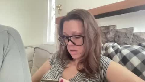 collisgirly online show from July 21, 2026, 3:14 pm