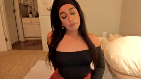 Snapshot of colombiantexas chatting on June 10, 2026, 3:50 am ........ Instagram Lorysexys online show from June 10, 2026, 3:50 am