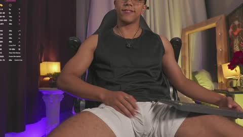 Snapshot of colstorw_ chatting on April 9, 2026, 10:42 am colstorw_ online show from April 9, 2026, 10:42 am