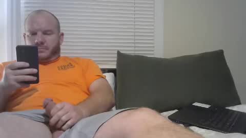 Snapshot of comegetmeinthemorning chatting on December 11, 2024, 12:12 am comegetmeinthemorning online show from December 11, 2024, 12:12 am