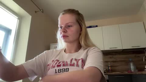 Snapshot of concettabellus chatting on July 19, 2026, 7:12 am Kate online show from July 19, 2026, 7:12 am