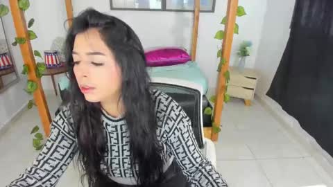 Snapshot of conie_love69 chatting on October 2, 2025, 12:23 pm conie_love69 online show from October 2, 2025, 12:23 pm