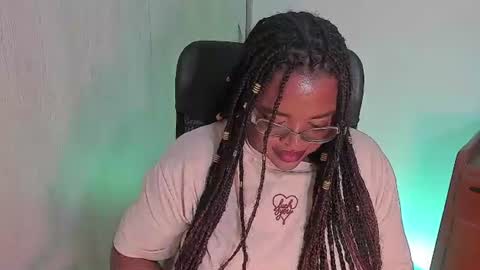 Snapshot of conielaurenth chatting on July 15, 2026, 6:18 am conielaurenth online show from July 15, 2026, 6:18 am