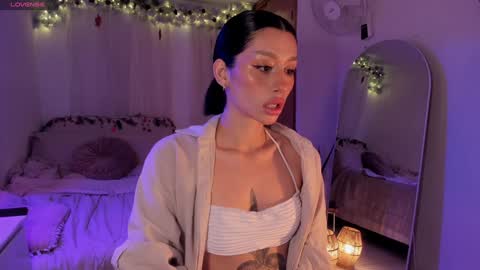 connie    online show from December 19, 2024, 1:07 pm