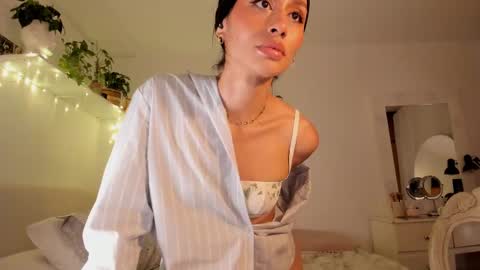 connie    online show from February 9, 2025, 4:18 pm