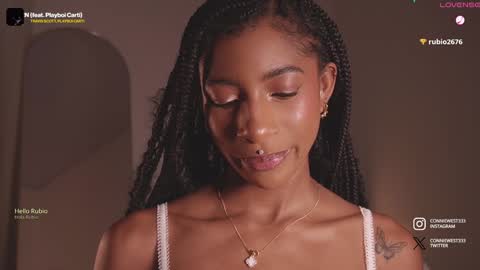   independent model online show from December 24, 2024, 9:44 pm