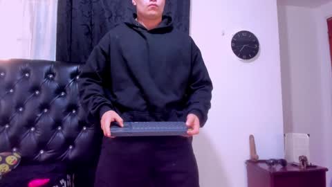 Snapshot of connorsmith_26 chatting on December 18, 2024, 12:18 pm Connor Smith online show from December 18, 2024, 12:18 pm