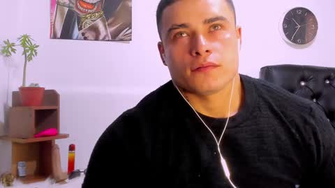 Snapshot of connorsmith_26 chatting on January 16, 2025, 3:35 pm Connor Smith online show from January 16, 2025, 3:35 pm