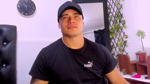 Snapshot of connorsmith_26 chatting on January 20, 2025, 3:50 pm Connor Smith online show from January 20, 2025, 3:50 pm