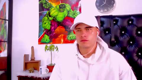 Snapshot of connorsmith_26 chatting on February 28, 2025, 1:03 pm Connor Smith online show from February 28, 2025, 1:03 pm