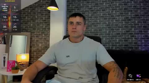 Snapshot of connorsmith_26 chatting on September 15, 2025, 12:32 am Connor Smith online show from September 15, 2025, 12:32 am