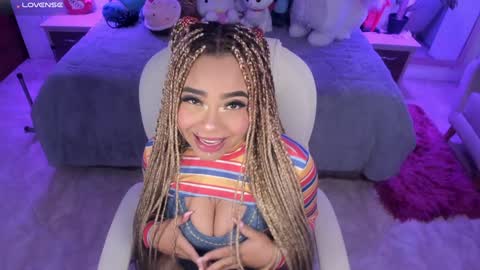 Snapshot of conny_curly chatting on January 5, 2025, 1:04 pm Conny online show from January 5, 2025, 1:04 pm