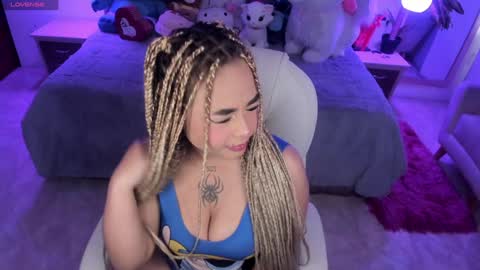 Snapshot of conny_curly chatting on January 9, 2025, 1:24 pm Conny online show from January 9, 2025, 1:24 pm