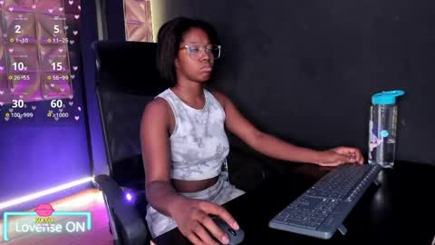 Snapshot of connywellss chatting on May 16, 2026, 8:07 pm Nilo Solem online show from May 16, 2026, 8:07 pm