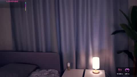 Hello im Sofia Welcme to my room .More hugs and kiss for you online show from October 15, 2025, 6:35 am