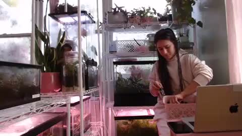 ANR Mommy online show from October 9, 2025, 4:38 pm