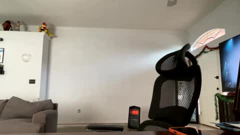 controllercutie online show from December 21, 2025, 4:03 pm