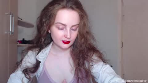 Snapshot of coolamber chatting on March 5, 2025, 9:26 pm Amber online show from March 5, 2025, 9:26 pm