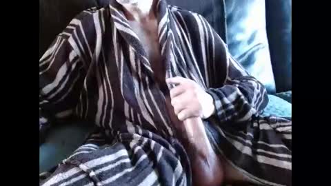 coolbreeze420 online show from November 21, 2025, 2:05 pm