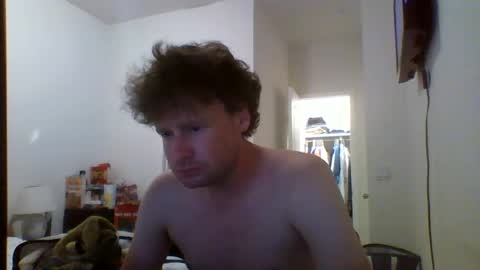 cooldude122222 online show from September 9, 2025, 1:49 am