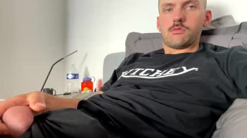 coooocoooo09 online show from July 21, 2026, 11:34 am