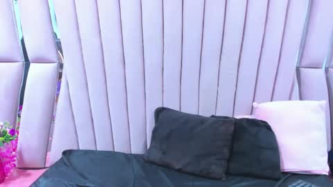 Snapshot of cooperemma_ chatting on June 2, 2026, 3:08 am CooperEmma online show from June 2, 2026, 3:08 am