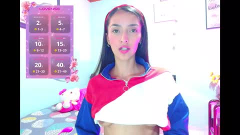 Coral online show from September 8, 2025, 7:13 pm