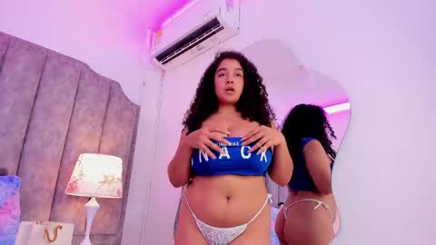 Snapshot of coralharmon chatting on October 13, 2025, 9:59 pm coralharmon online show from October 13, 2025, 9:59 pm