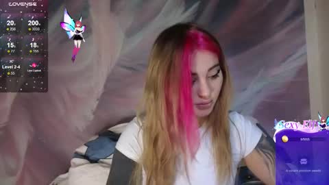 Snapshot of coralie20 chatting on February 23, 2025, 10:06 am coralie20 online show from February 23, 2025, 10:06 am