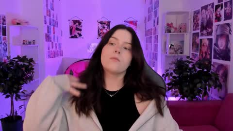 little girl who is always right or Coraline online show from November 10, 2025, 2:21 am