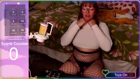 cornchloestar online show from September 10, 2025, 8:20 pm