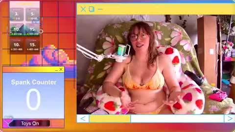 cornchloestar online show from September 15, 2025, 8:31 pm