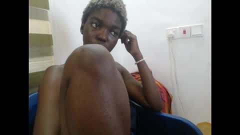 cornxcuntx online show from November 6, 2025, 6:42 pm