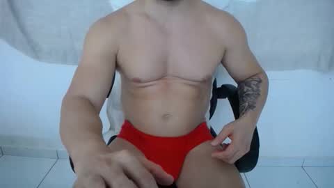 corolaxxl online show from October 5, 2025, 9:34 pm