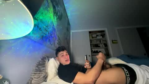 coronelking online show from January 7, 2025, 2:51 pm