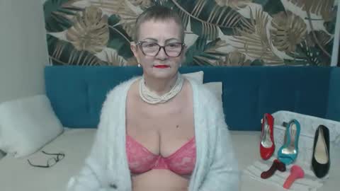 corssika online show from November 29, 2025, 6:55 pm