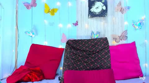 Snapshot of corynatayler chatting on September 17, 2025, 11:17 pm corynatayler online show from September 17, 2025, 11:17 pm